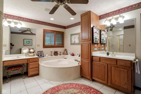 7592 S Poplar Point Drive Trafalgar IN 46181