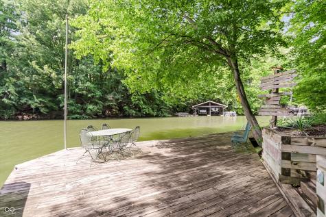 7592 S Poplar Point Drive Trafalgar IN 46181
