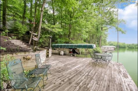 7592 S Poplar Point Drive Trafalgar IN 46181