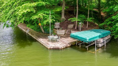 7592 S Poplar Point Drive Trafalgar IN 46181