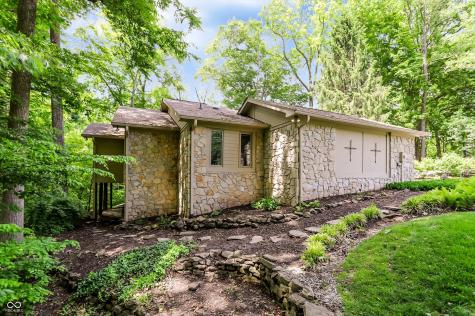 7592 S Poplar Point Drive Trafalgar IN 46181