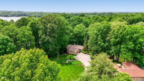 7592 S Poplar Point Drive Trafalgar IN 46181