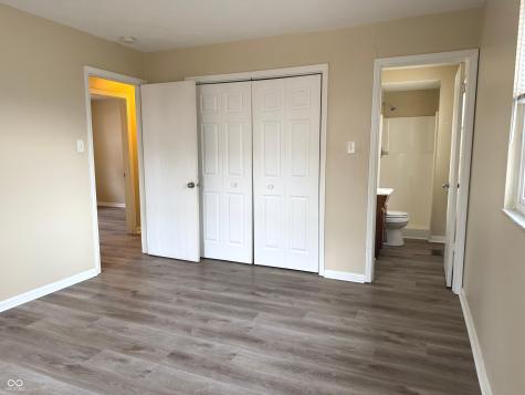 621 Aberdeen Drive Indianapolis IN 46241
