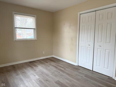 621 Aberdeen Drive Indianapolis IN 46241