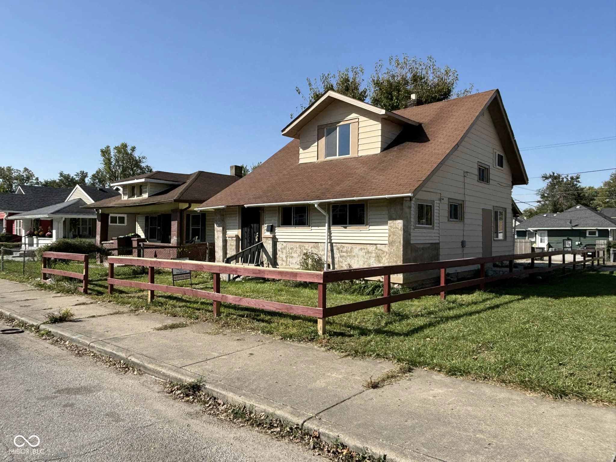 1260 N Belleview Place Indianapolis IN 46222