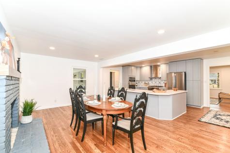 8404 Spring Mill Court Indianapolis IN 46260