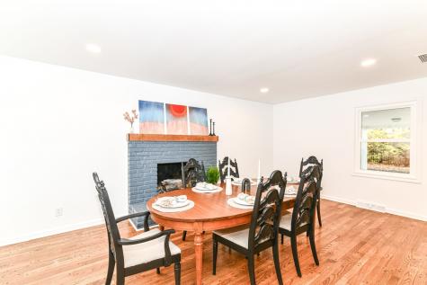 8404 Spring Mill Court Indianapolis IN 46260