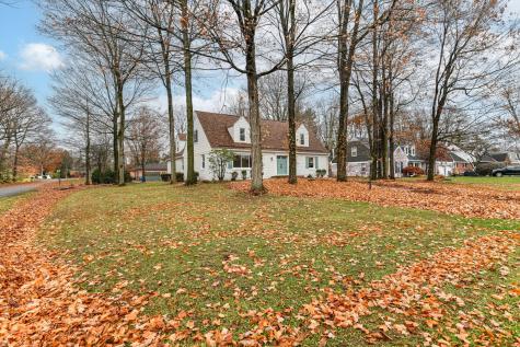 8404 Spring Mill Court Indianapolis IN 46260