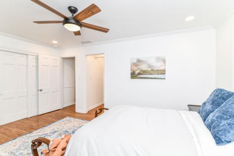8404 Spring Mill Court Indianapolis IN 46260