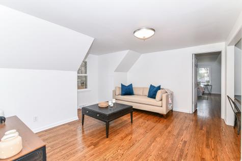 8404 Spring Mill Court Indianapolis IN 46260