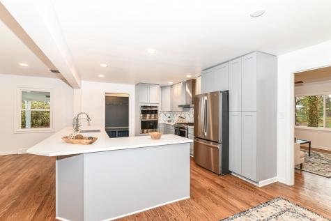 8404 Spring Mill Court Indianapolis IN 46260
