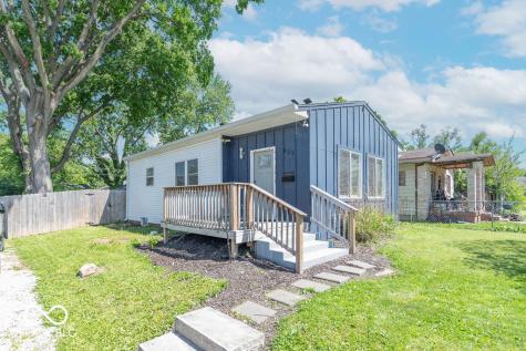 621 N Bradley Avenue Indianapolis IN 46201