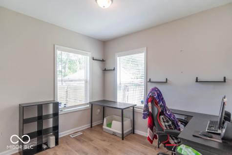 621 N Bradley Avenue Indianapolis IN 46201