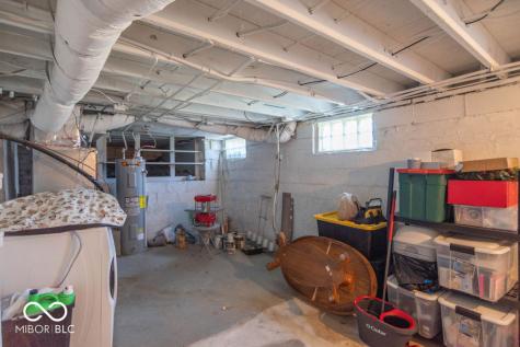 621 N Bradley Avenue Indianapolis IN 46201