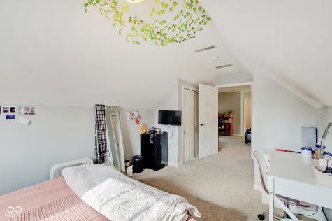 5230 Berkshire South Boulevard Greenwood IN 46142