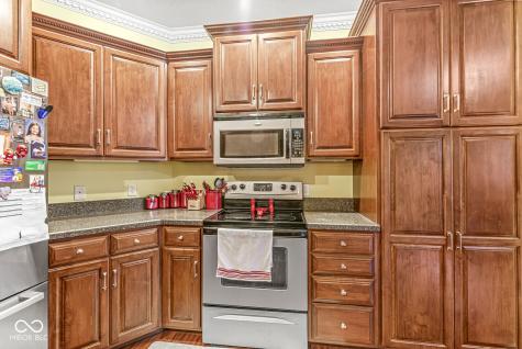 3231 Overlook Court Columbus IN 47203