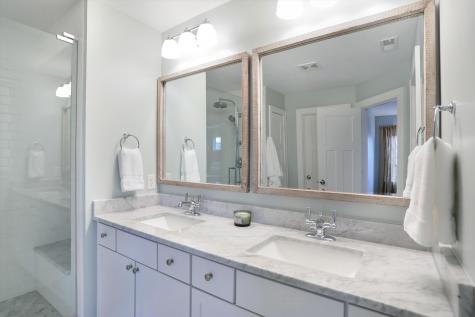 7564 Blackstone Court Zionsville IN 46077