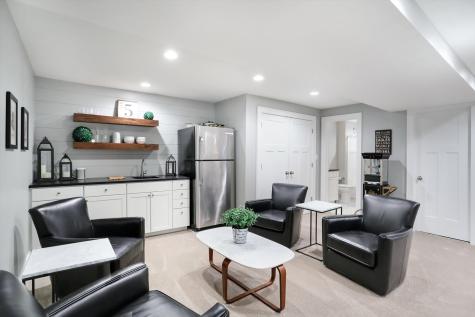 7564 Blackstone Court Zionsville IN 46077
