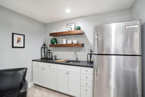 7564 Blackstone Court Zionsville IN 46077