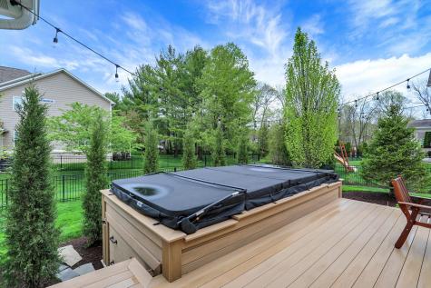 7564 Blackstone Court Zionsville IN 46077