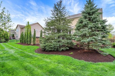 7564 Blackstone Court Zionsville IN 46077