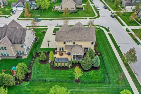 7564 Blackstone Court Zionsville IN 46077