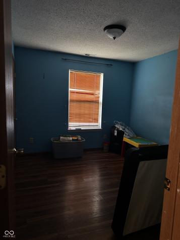 529 Meadows Edge Lane Indianapolis IN 46217
