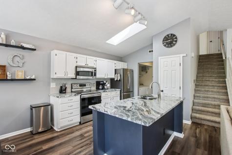 5646 Fox Glove Lane Indianapolis IN 46254