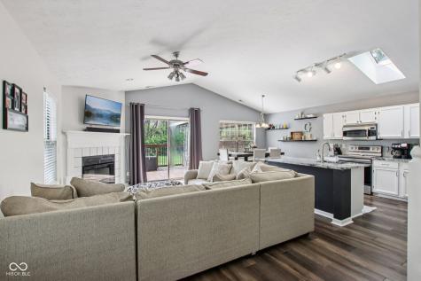 5646 Fox Glove Lane Indianapolis IN 46254