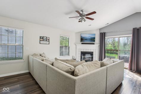 5646 Fox Glove Lane Indianapolis IN 46254