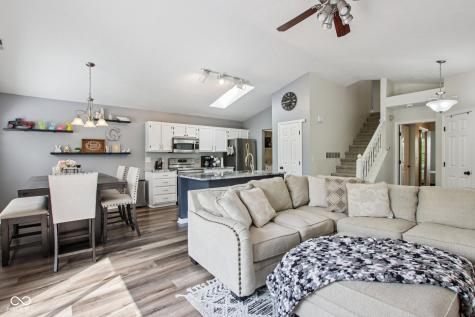 5646 Fox Glove Lane Indianapolis IN 46254