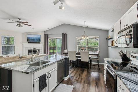 5646 Fox Glove Lane Indianapolis IN 46254