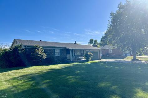 8121 Sycamore Springs Trail Indianapolis IN 46239