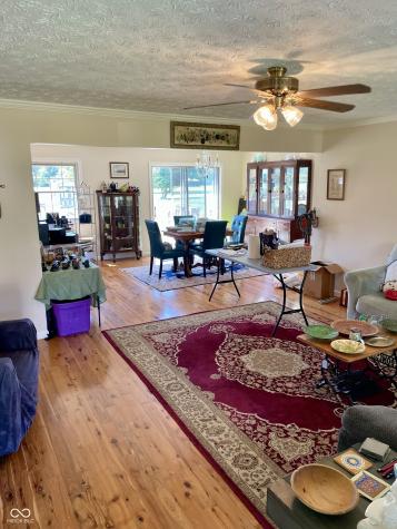 8121 Sycamore Springs Trail Indianapolis IN 46239