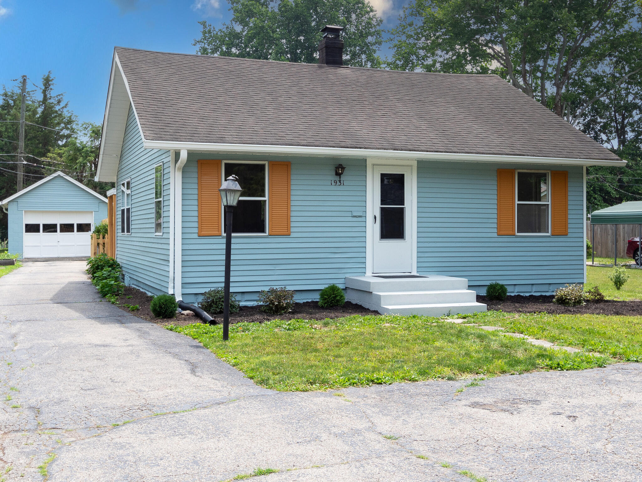 1931 E 69th Street Indianapolis IN 46220