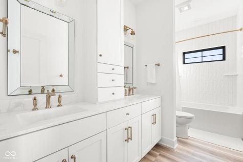 15566 Monon Hills Court Carmel IN 46032