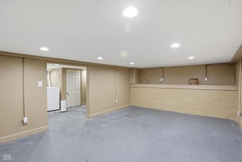 2038 E 12th Street Indianapolis IN 46201