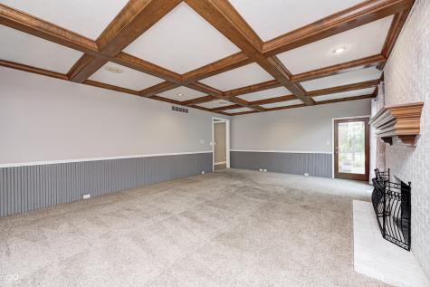 695 S St Louis Street Crawfordsville IN 47933