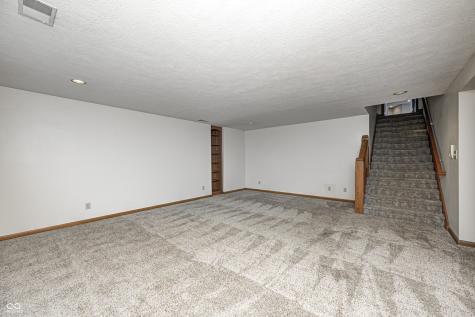 695 S St Louis Street Crawfordsville IN 47933