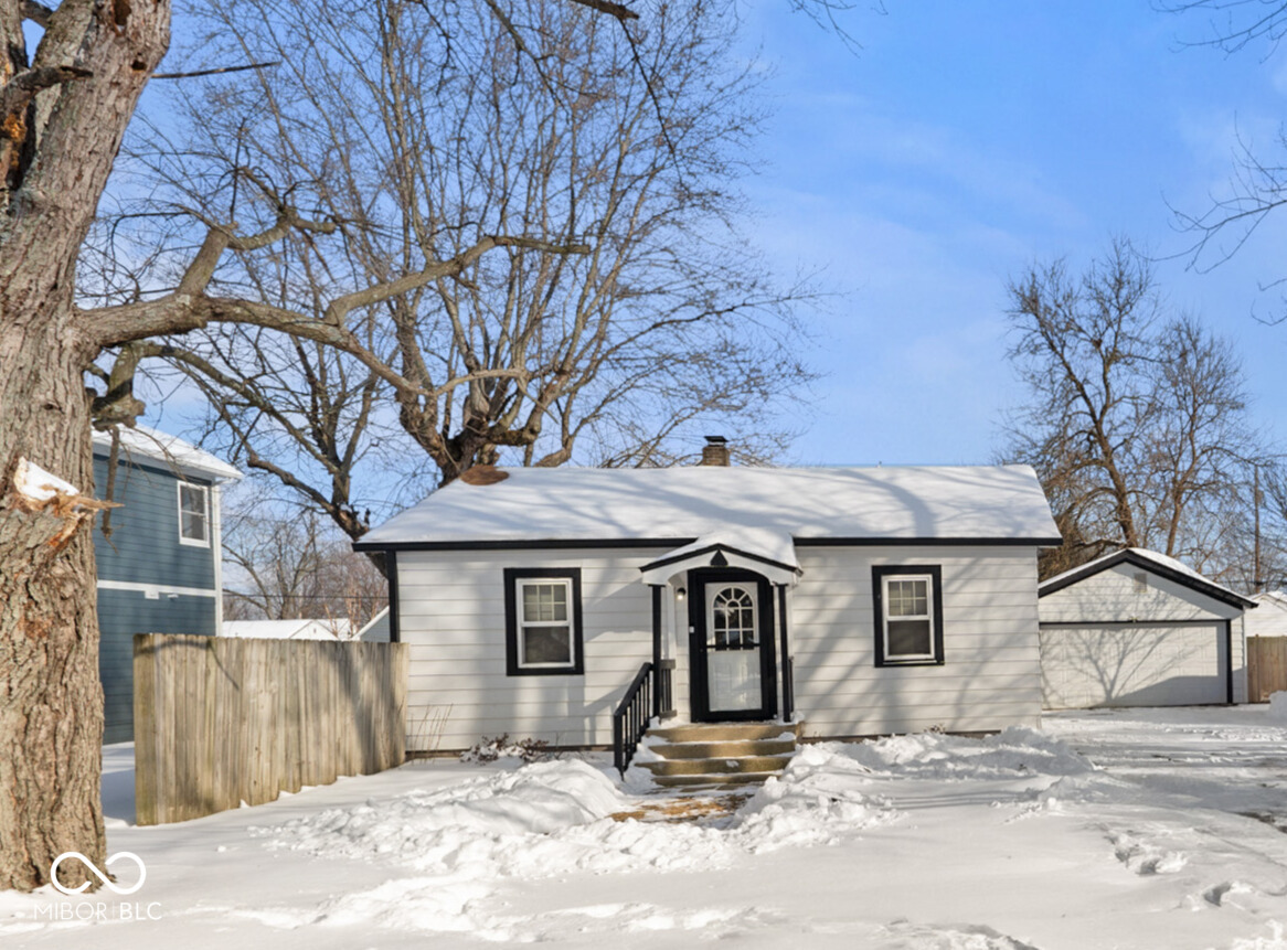 77 S Tresslar Avenue Bargersville IN 46106