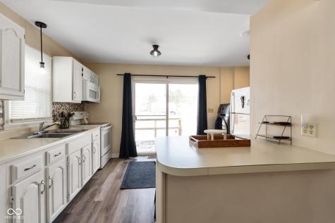 77 S Tresslar Avenue Bargersville IN 46106