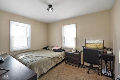 77 S Tresslar Avenue Bargersville IN 46106