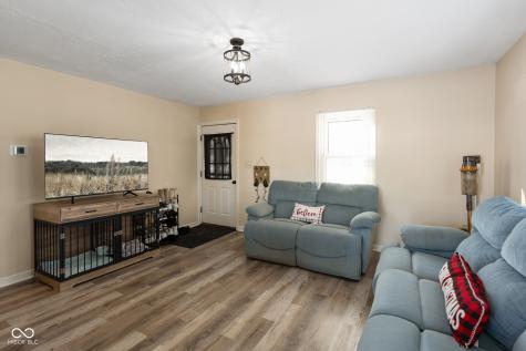 77 S Tresslar Avenue Bargersville IN 46106