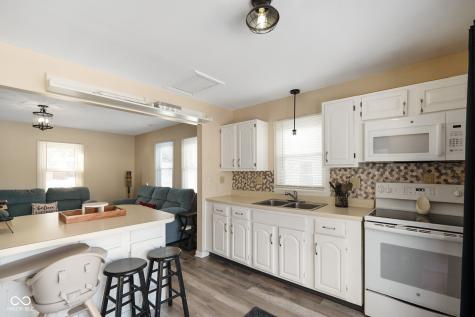 77 S Tresslar Avenue Bargersville IN 46106