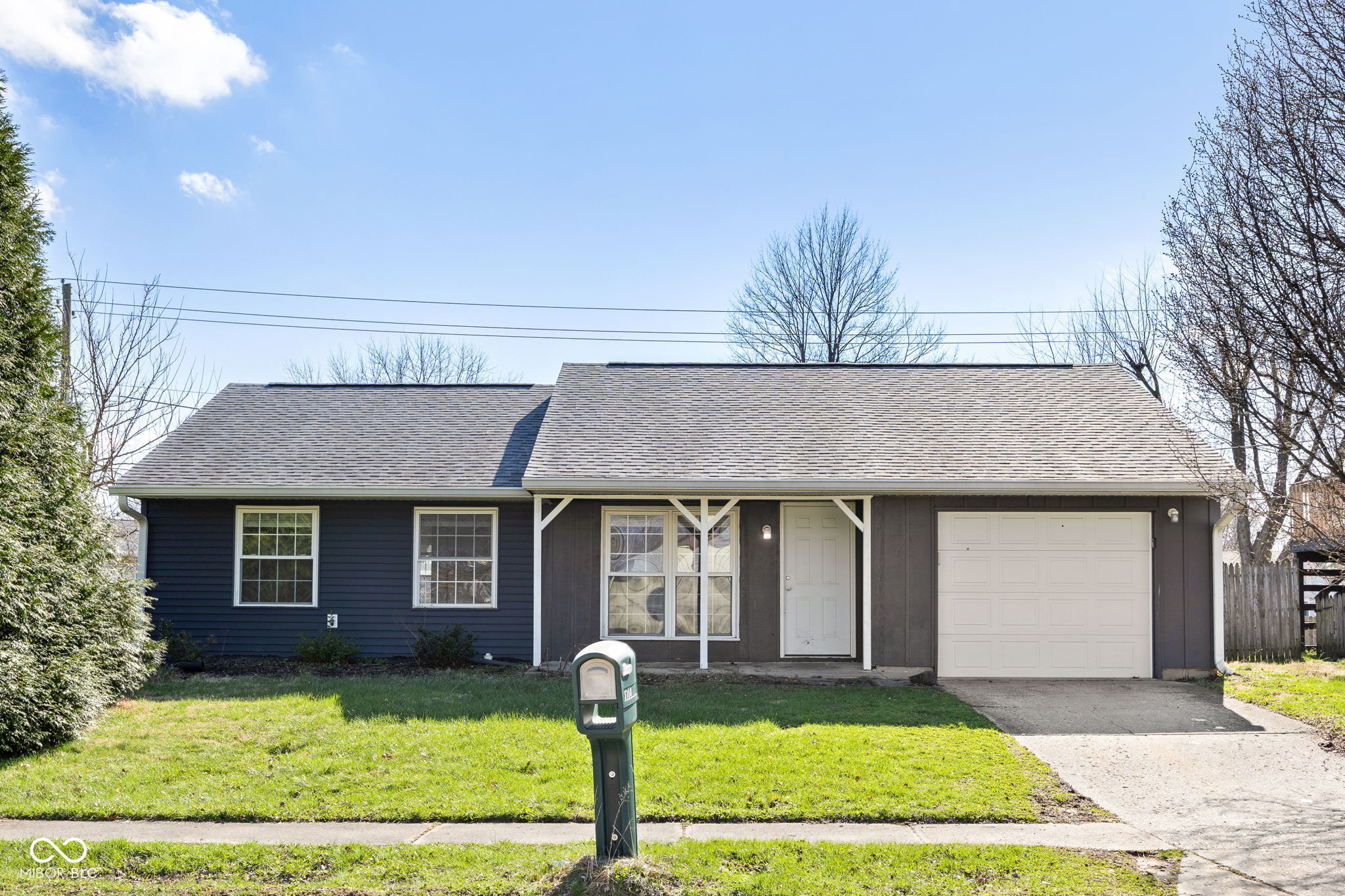 5703 Yucatan Drive Indianapolis IN 46237