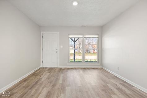 5703 Yucatan Drive Indianapolis IN 46237