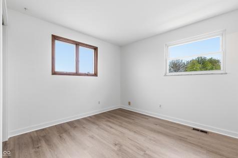 5262 E 200 N Franklin IN 46131
