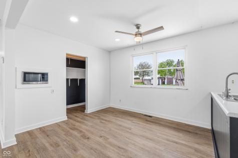 5262 E 200 N Franklin IN 46131