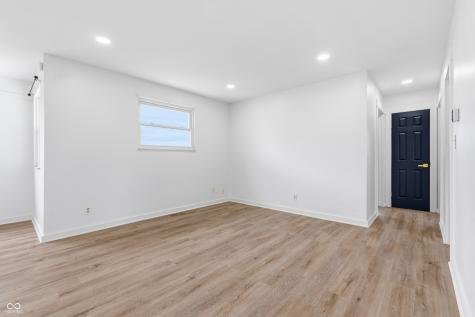 5262 E 200 N Franklin IN 46131