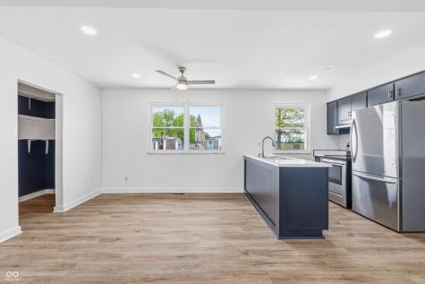 5262 E 200 N Franklin IN 46131
